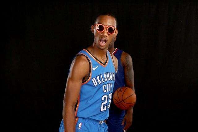 塔图姆31+12字母哥43+13 凯尔特人逆转胜雄鹿